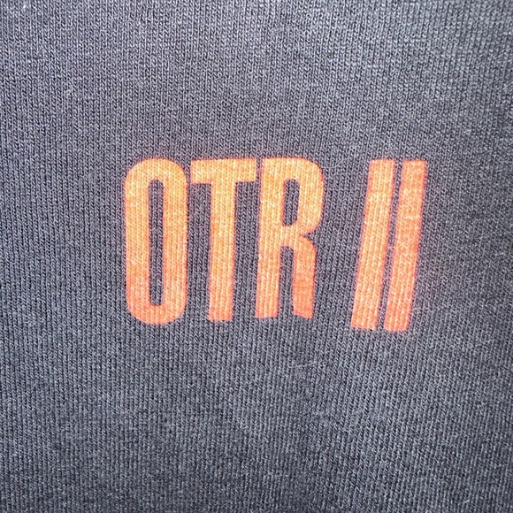 Beyonce tee OTR II Size  L - Picture 2 of 7